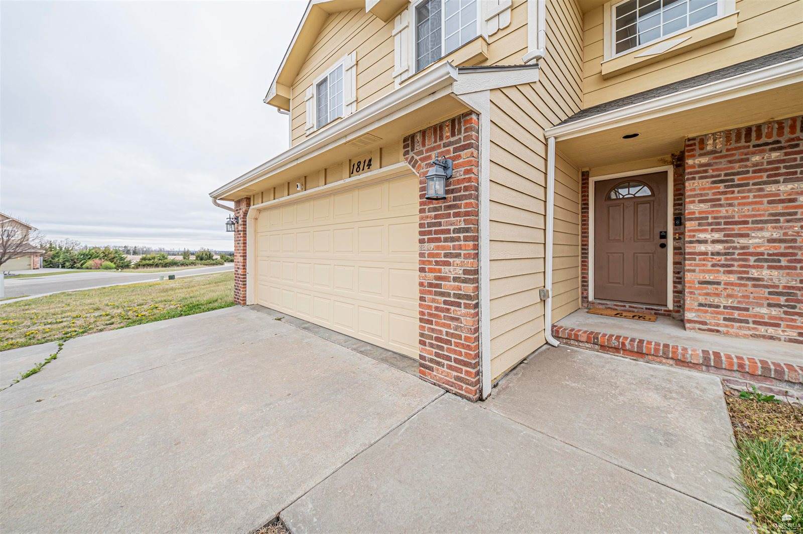 1814 Lydia Lane, Junction City, KS 66441