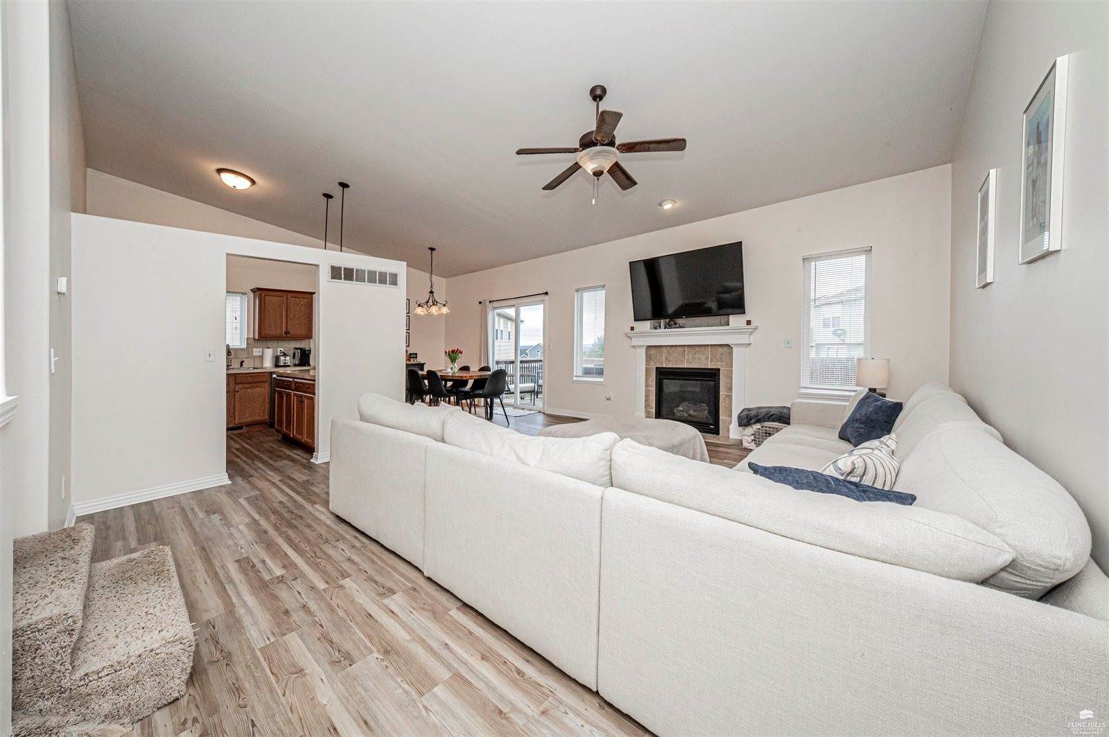 1814 Lydia Lane, Junction City, KS 66441