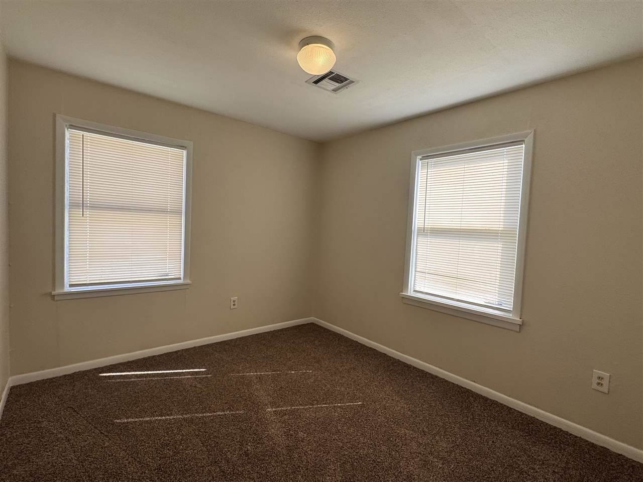 1605 NW Williams Ave, Lawton, OK 73507