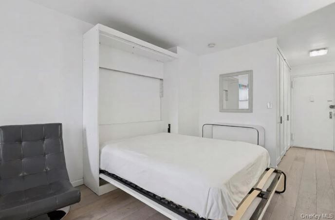 165 West 66th Street, New York (Manhattan), NY 10023