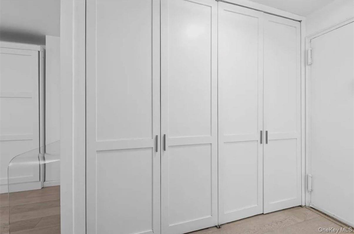 165 West 66th Street, New York (Manhattan), NY 10023