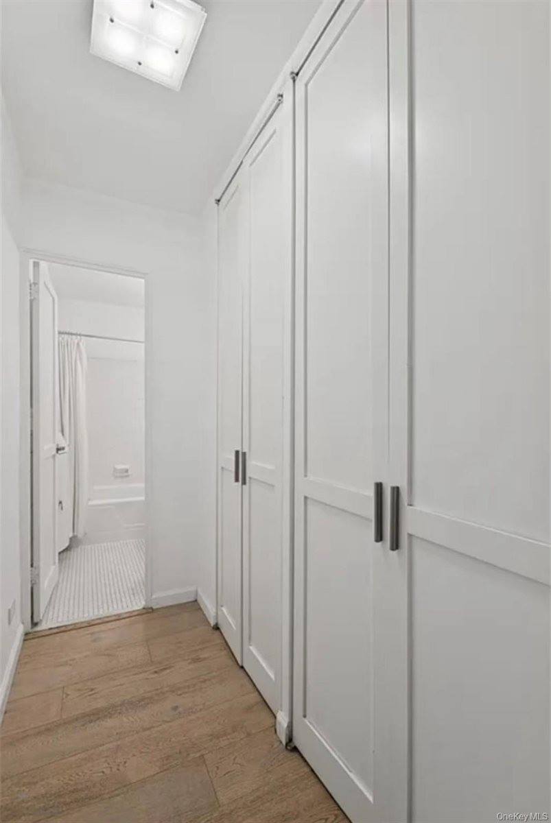 165 West 66th Street, New York (Manhattan), NY 10023