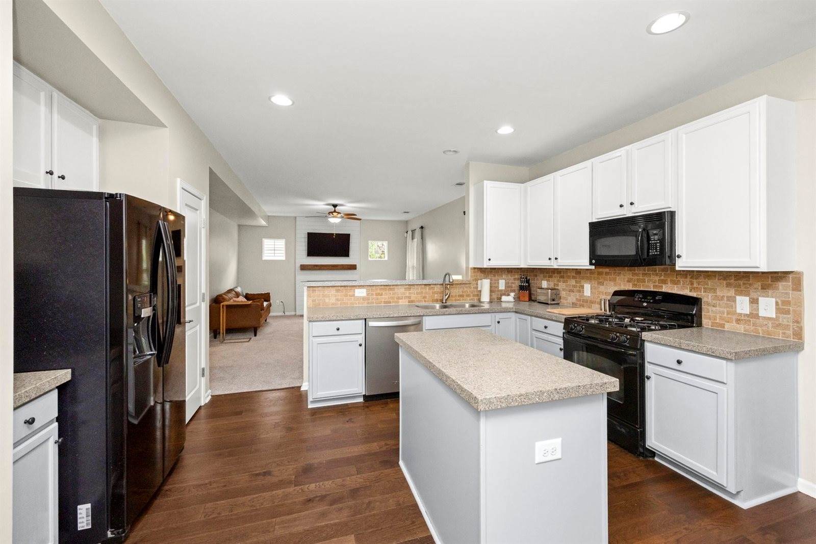 1605 Muirwood Blvd, Murfreesboro, TN 37128