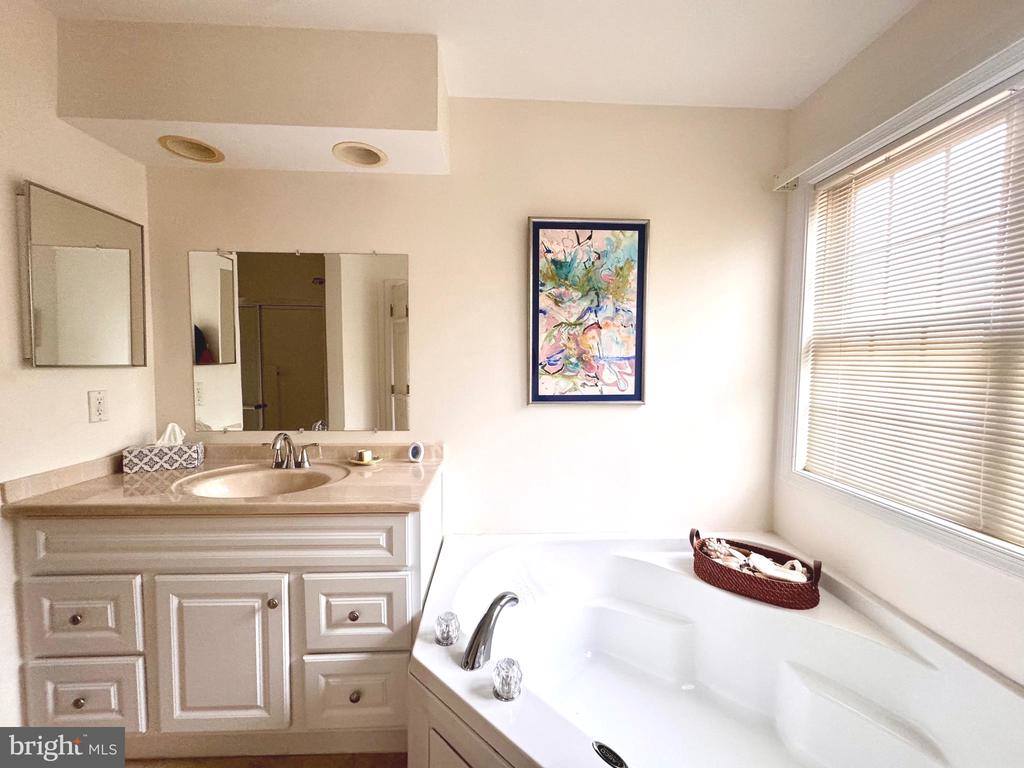 1 Pine Tree Circle, Lewes, DE 19958