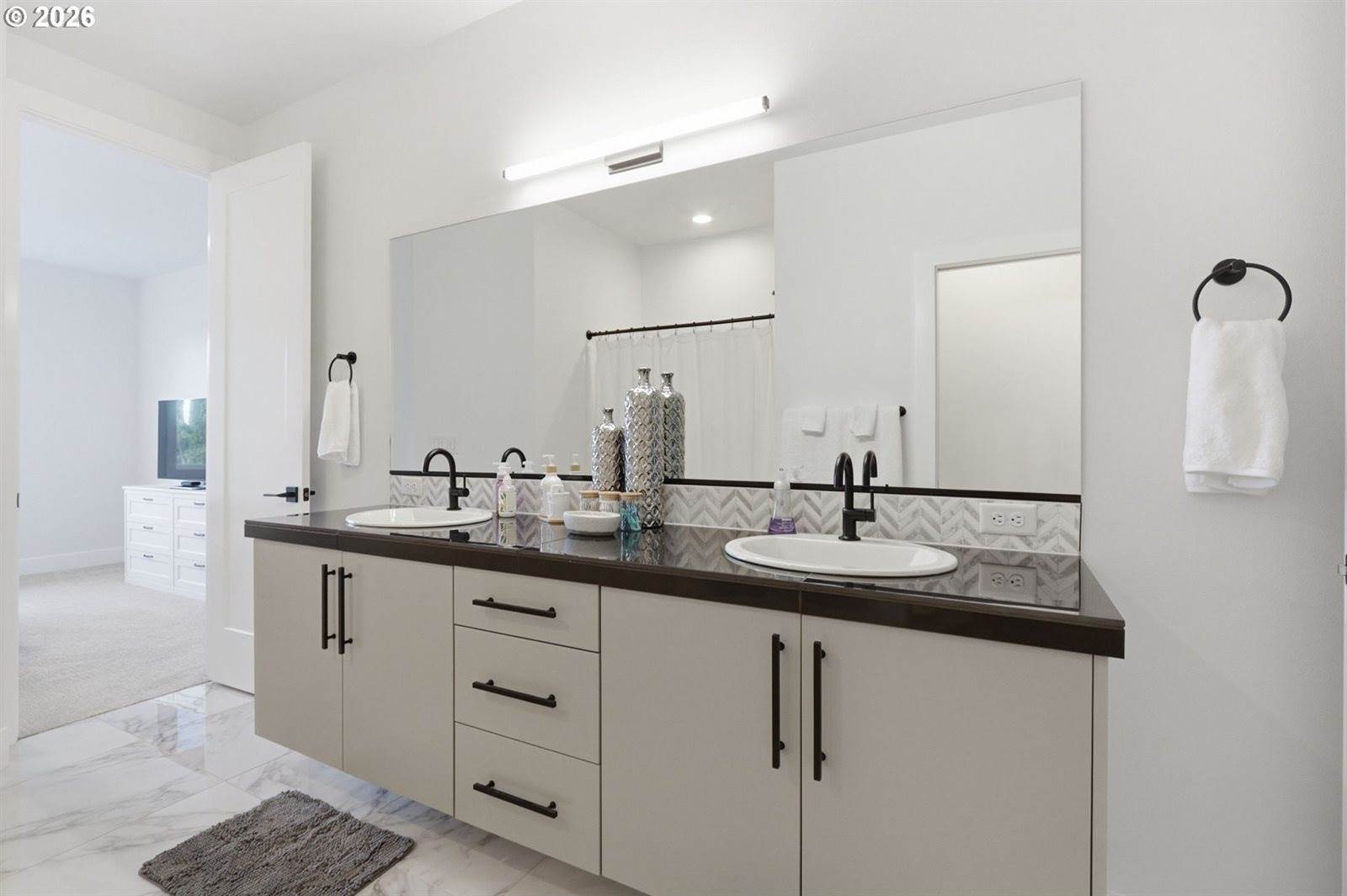 23015 SW Byers Lake Ter, Sherwood, OR 97140