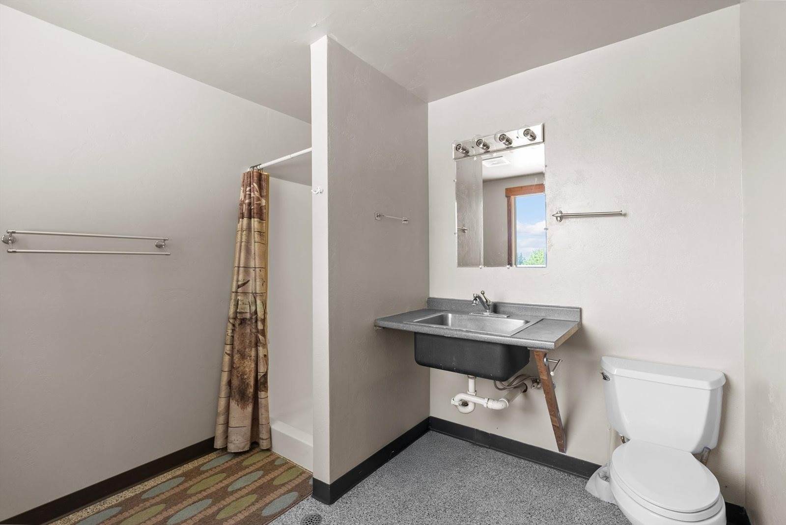 43 Pine Cone Lane, Kalispell, MT 59901