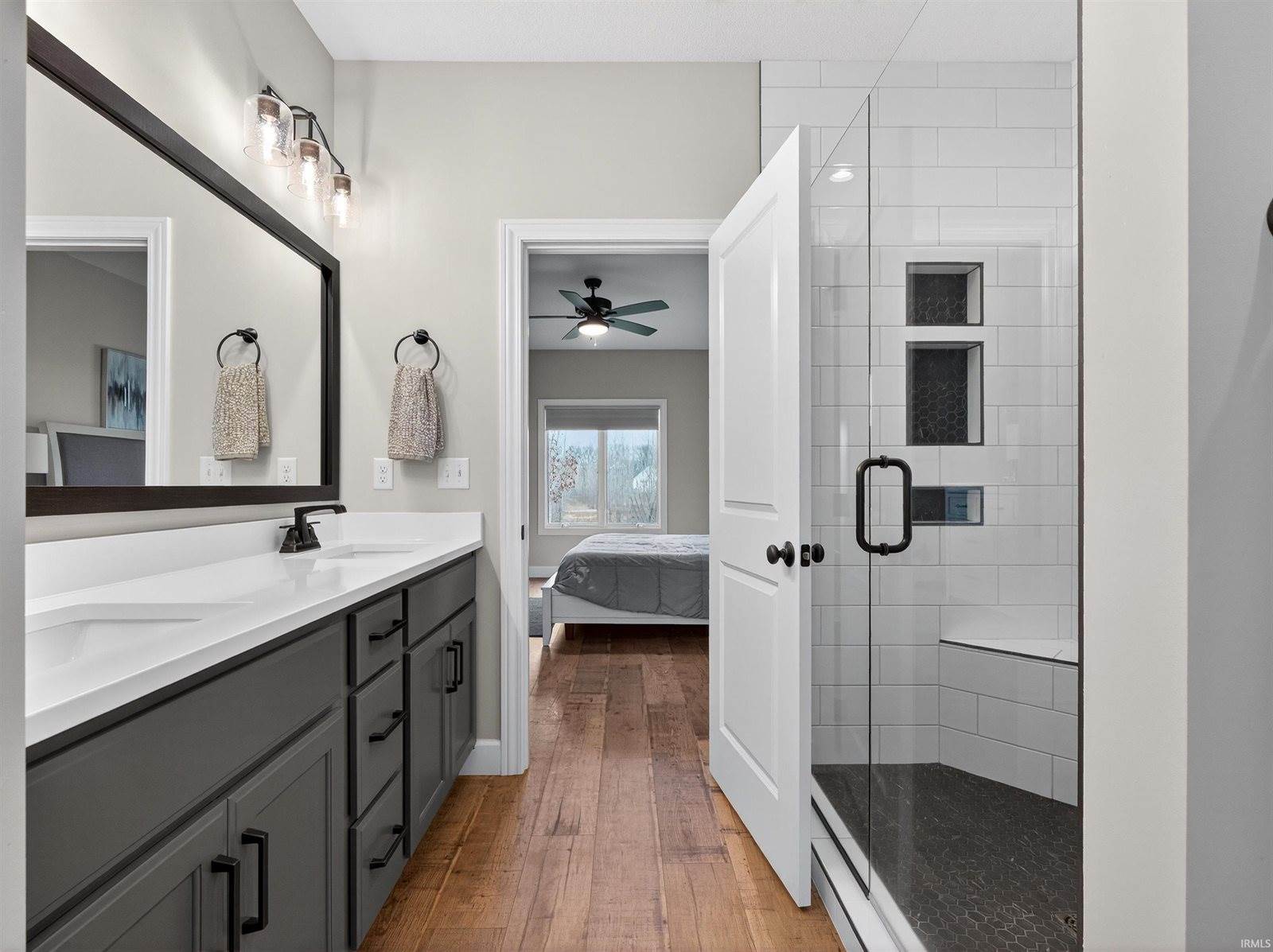 8693 Leonis Run, Leo, IN 46765