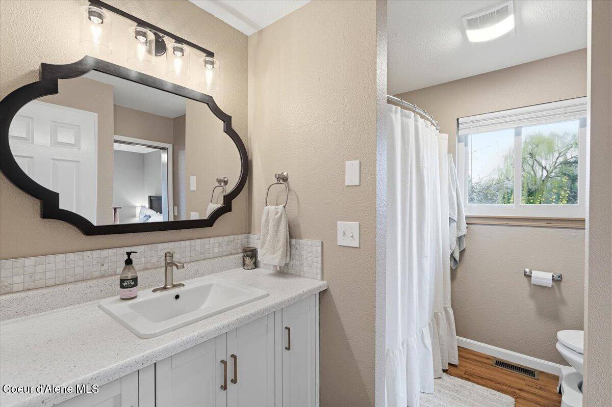 865 West Parkhurst Ct, Coeur d'Alene, ID 83815