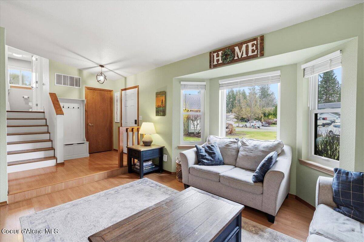 865 West Parkhurst Ct, Coeur d'Alene, ID 83815