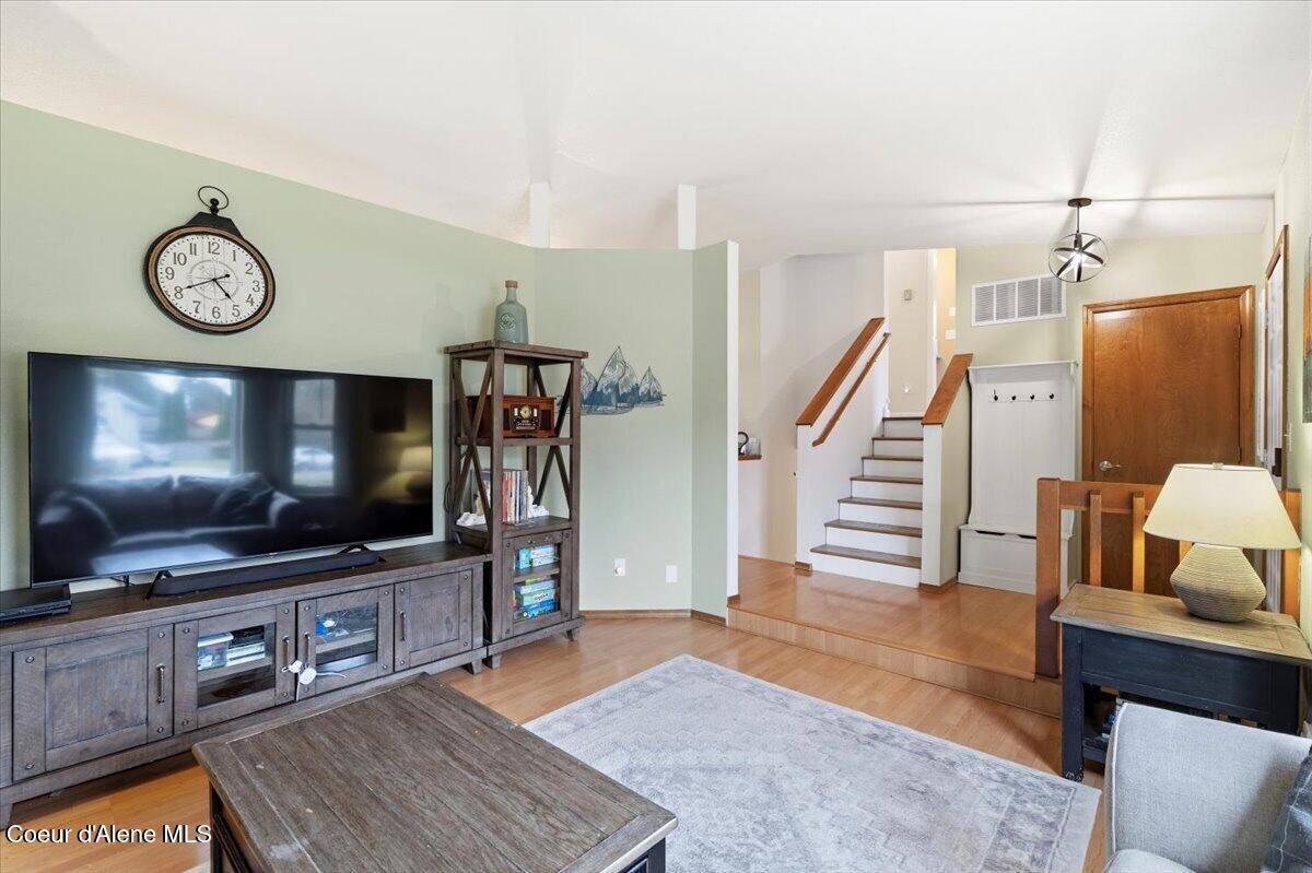 865 West Parkhurst Ct, Coeur d'Alene, ID 83815
