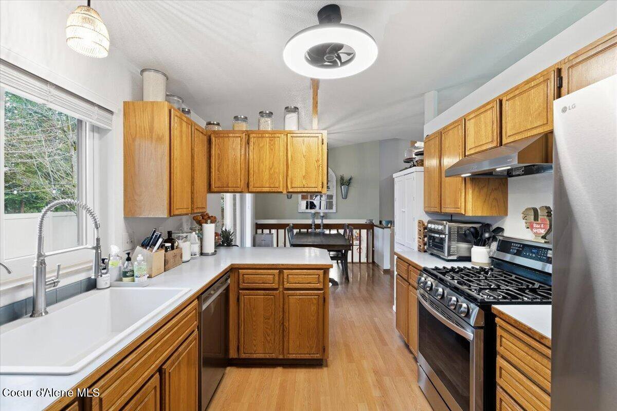 865 West Parkhurst Ct, Coeur d'Alene, ID 83815