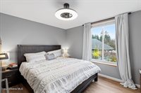 865 West Parkhurst Ct, Coeur d'Alene, ID 83815