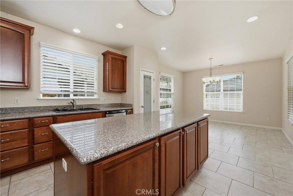 19611 Mountain Meadow South, Hidden Valley Lake, CA 95467