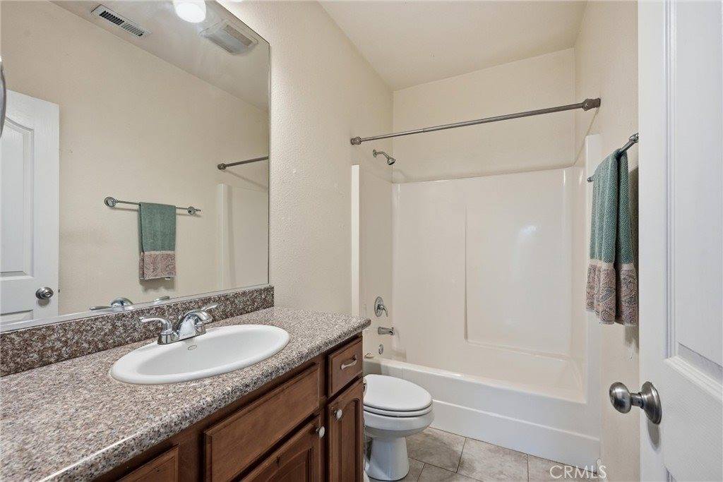 19611 Mountain Meadow South, Hidden Valley Lake, CA 95467
