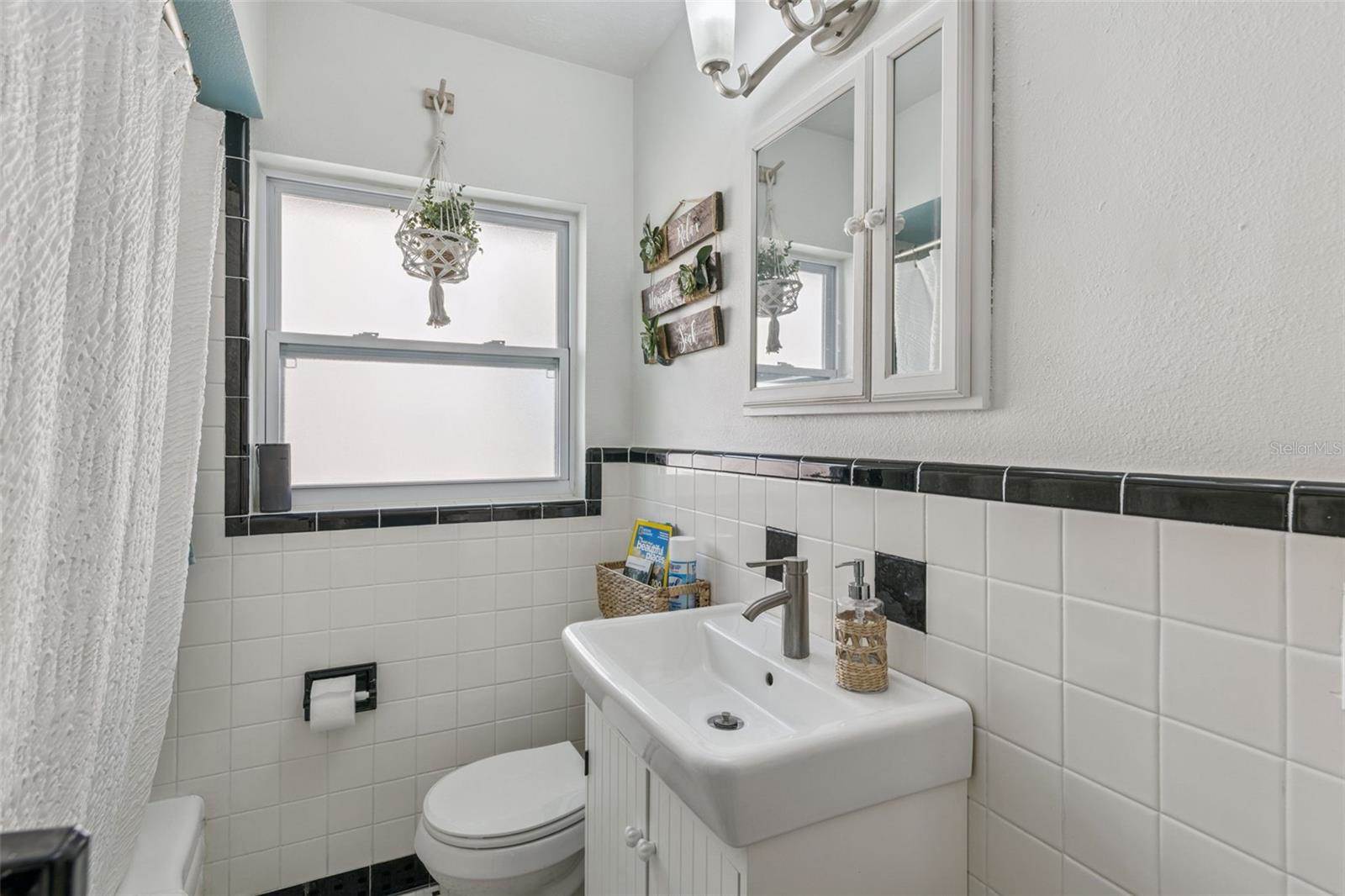 124 East Harding Street, Orlando, FL 32806