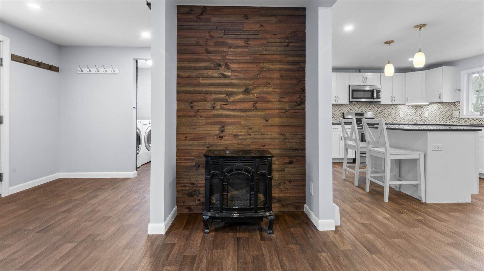 1806 Hammond Street, Hermon, ME 04401