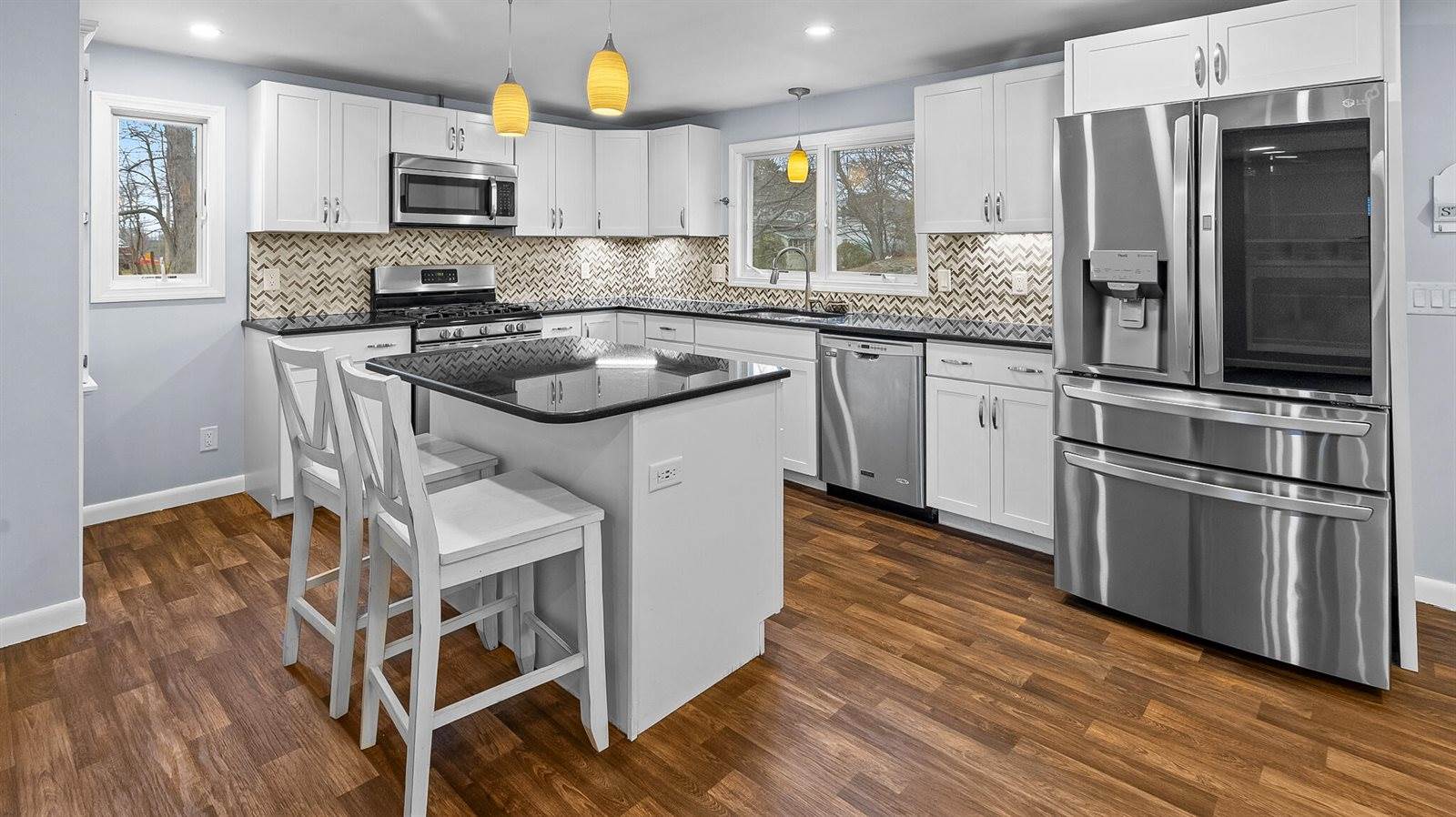 1806 Hammond Street, Hermon, ME 04401