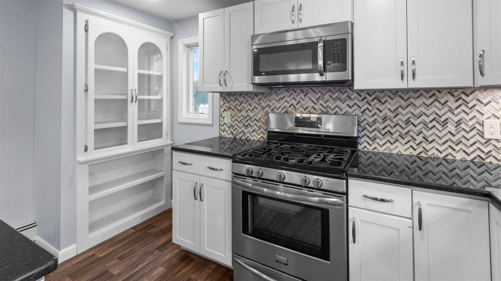 1806 Hammond Street, Hermon, ME 04401