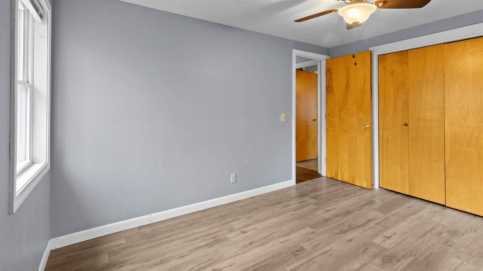 1806 Hammond Street, Hermon, ME 04401