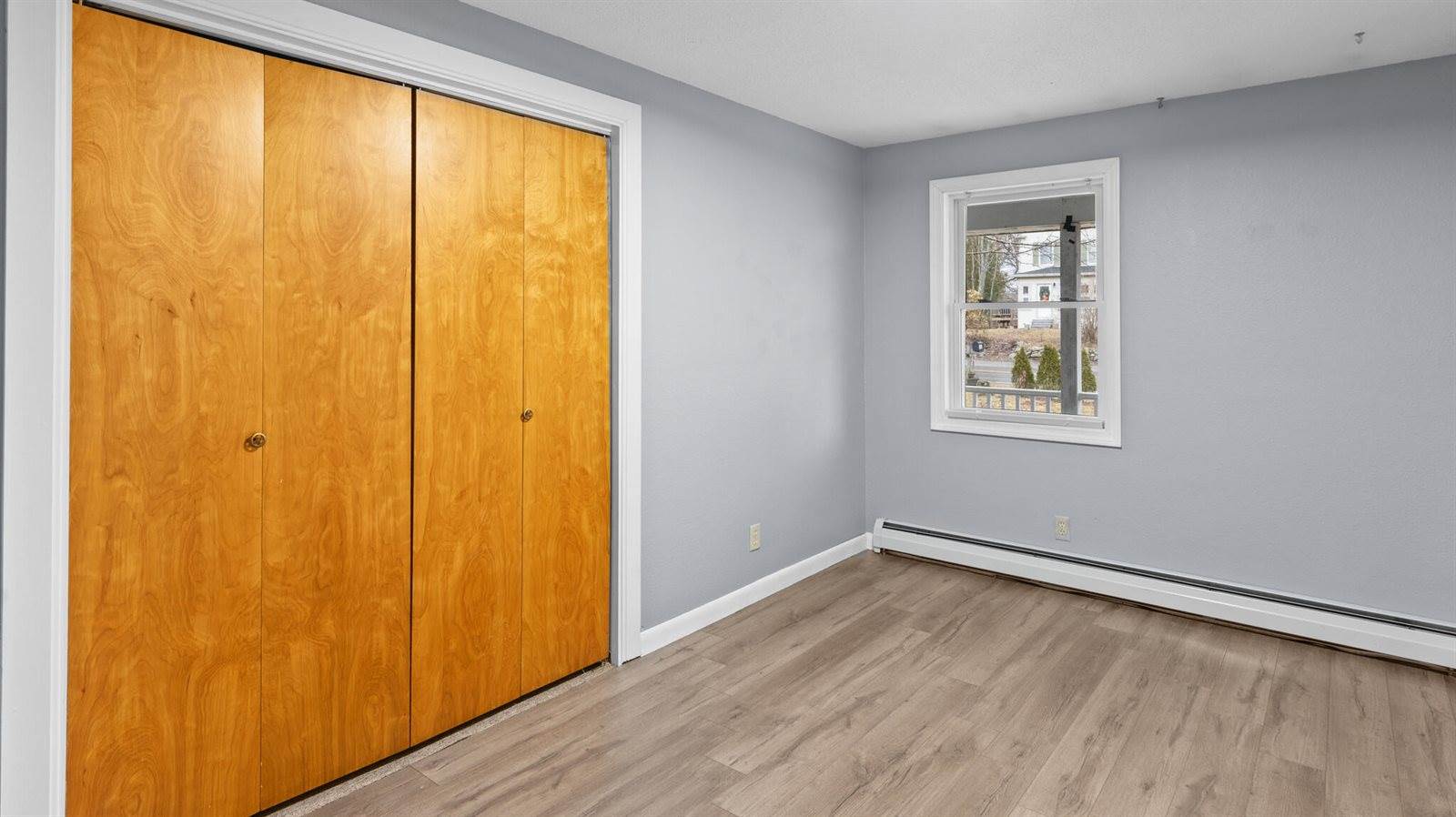 1806 Hammond Street, Hermon, ME 04401