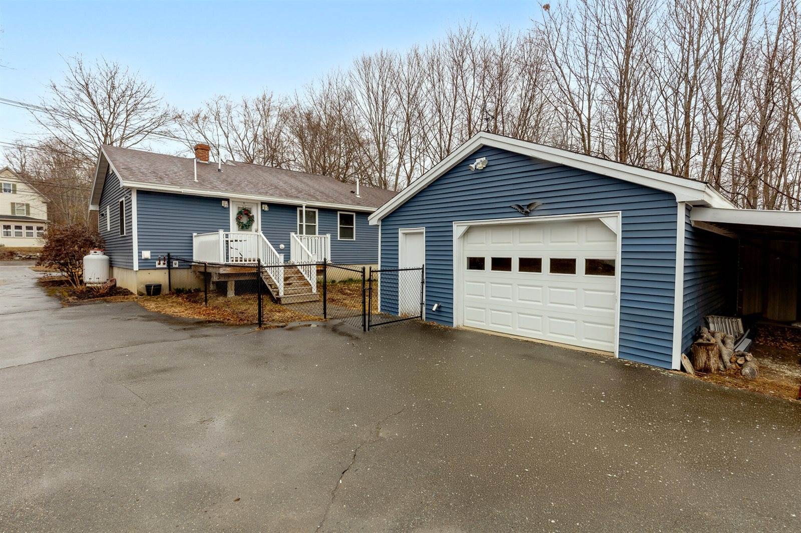 1806 Hammond Street, Hermon, ME 04401