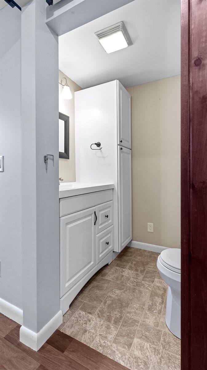 1806 Hammond Street, Hermon, ME 04401