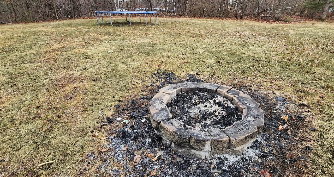 1806 Hammond Street, Hermon, ME 04401