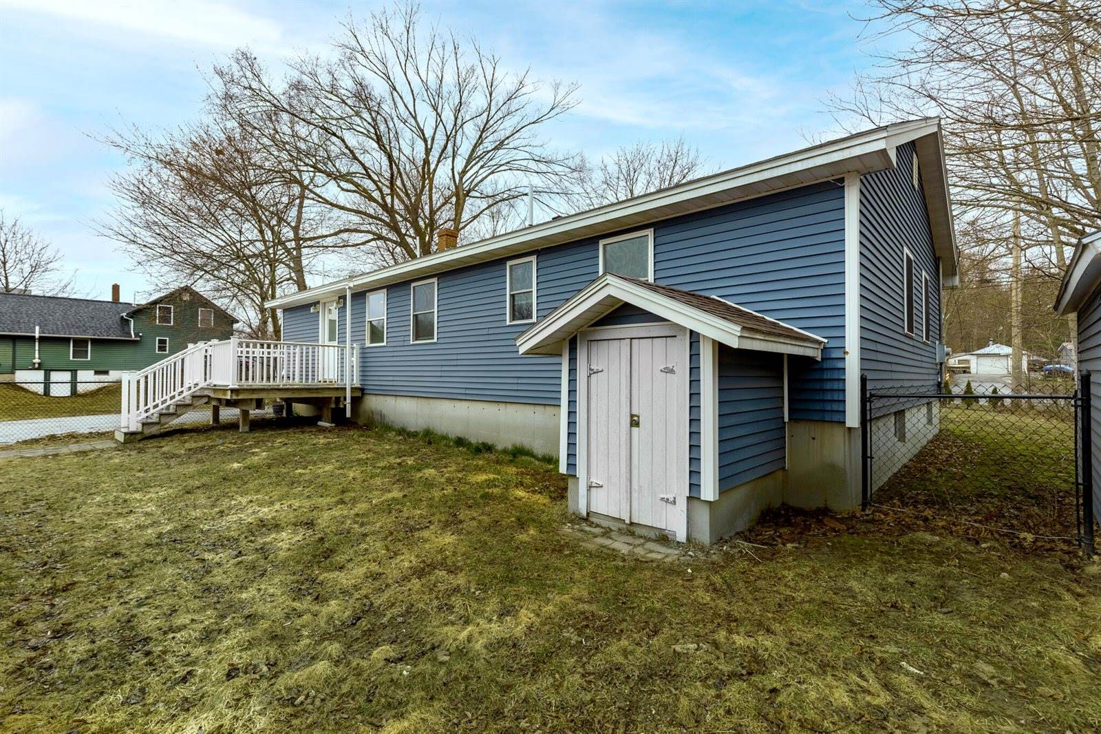 1806 Hammond Street, Hermon, ME 04401