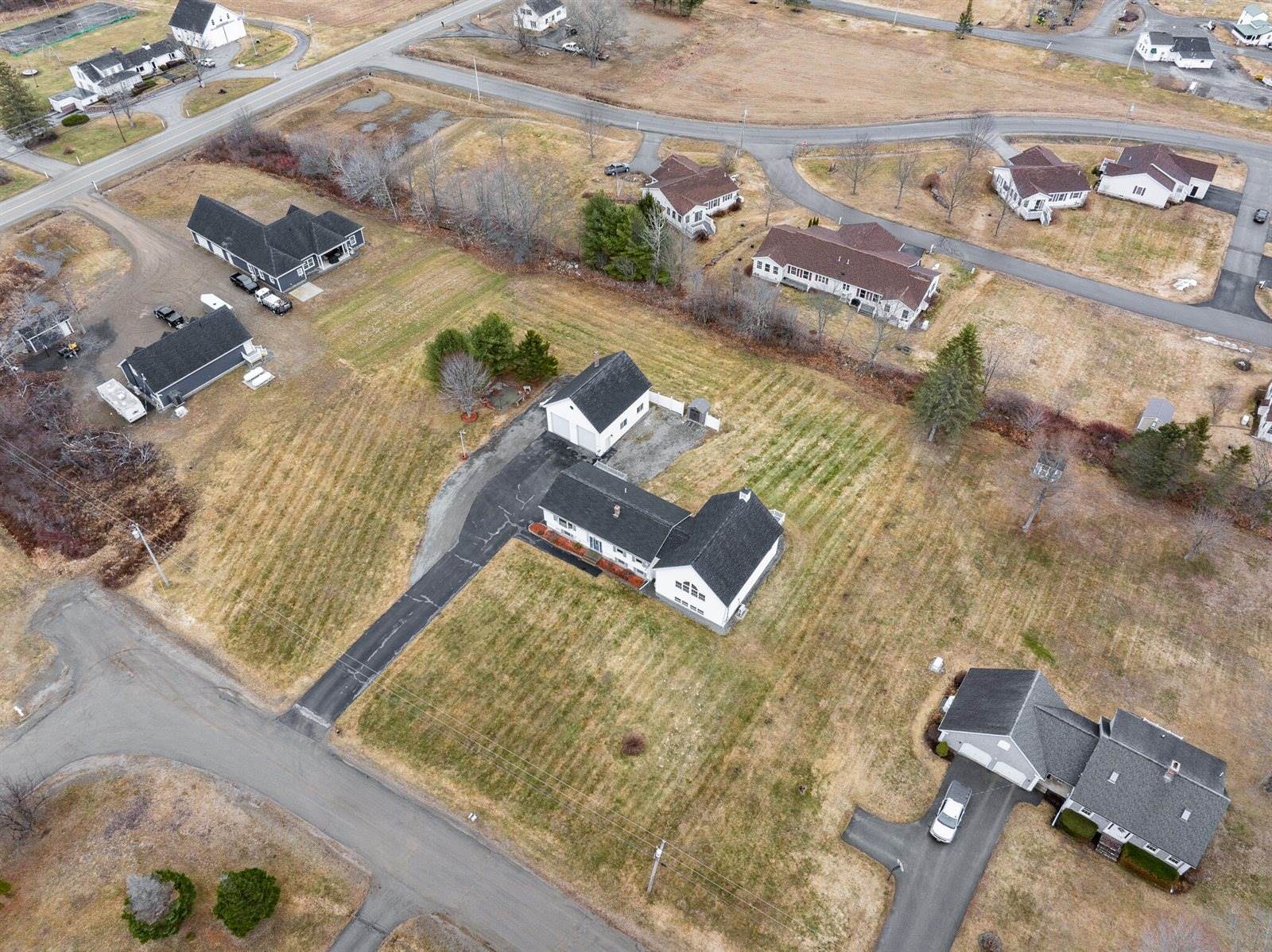 25 Webber Drive, Hermon, ME 04401