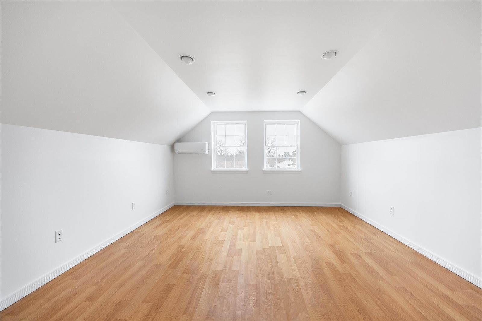 25 Webber Drive, Hermon, ME 04401