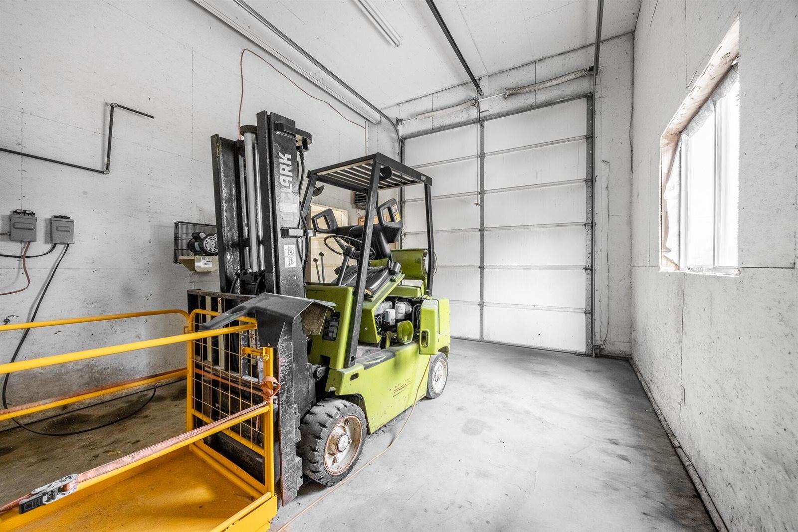 25 Webber Drive, Hermon, ME 04401