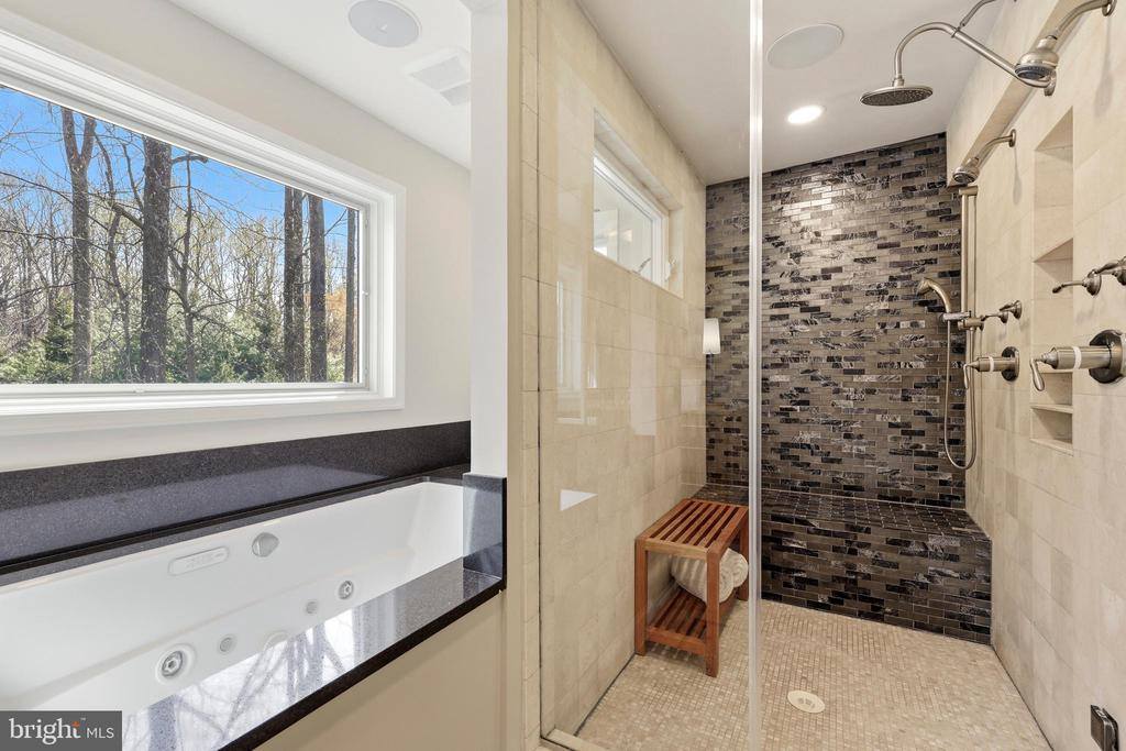 10300 Crown Point Court, Potomac, MD 20854