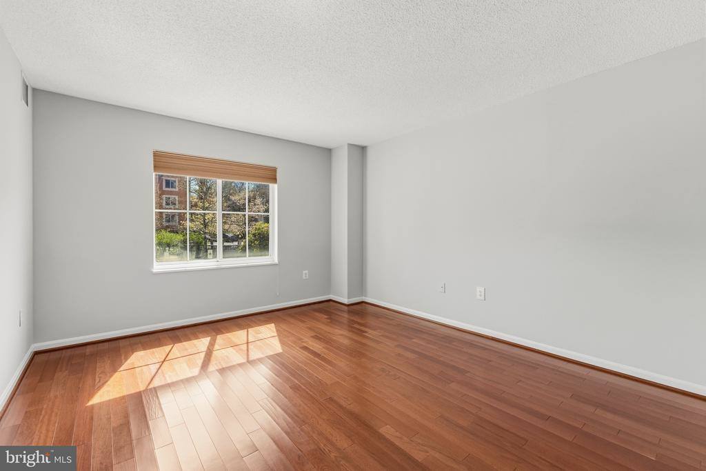 14801 Pennfield Circle, #206, Silver Spring, MD 20906