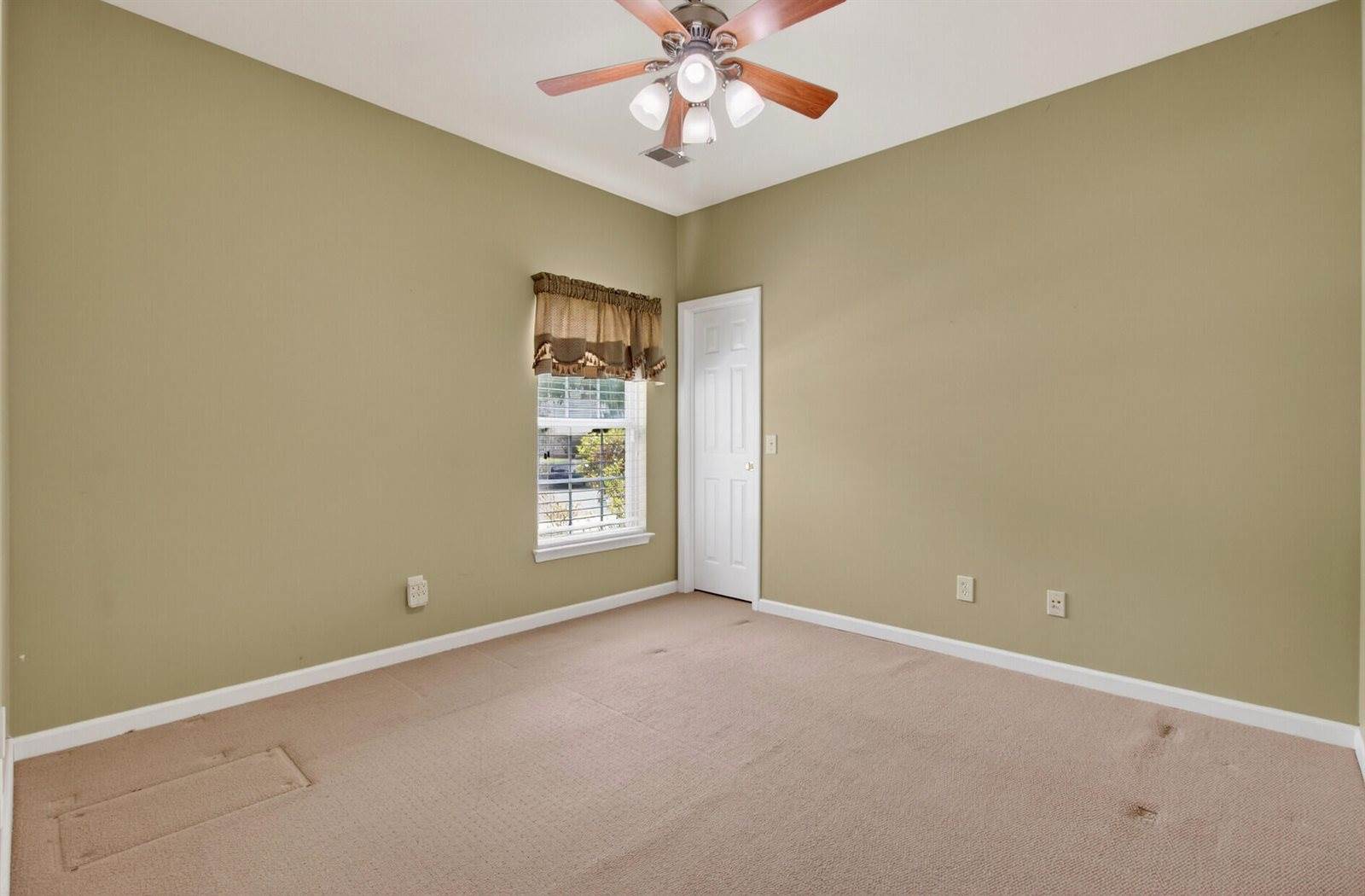 152 Back Tee Circle, Summerville, SC 29485