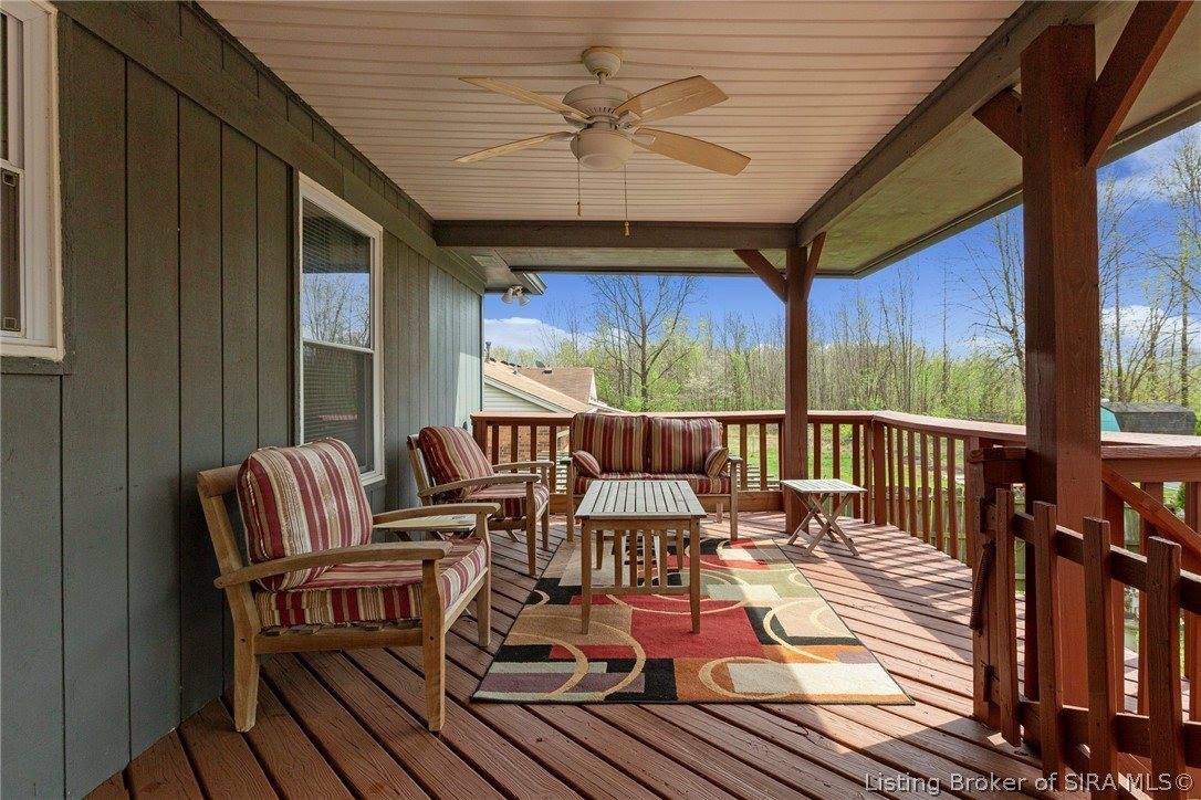 1981 Blue Teal Lane, Jeffersonville, IN 47130