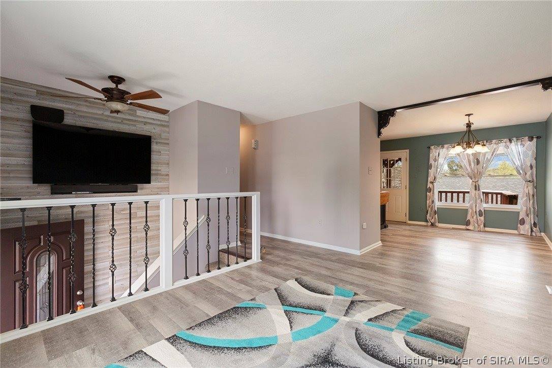 1981 Blue Teal Lane, Jeffersonville, IN 47130