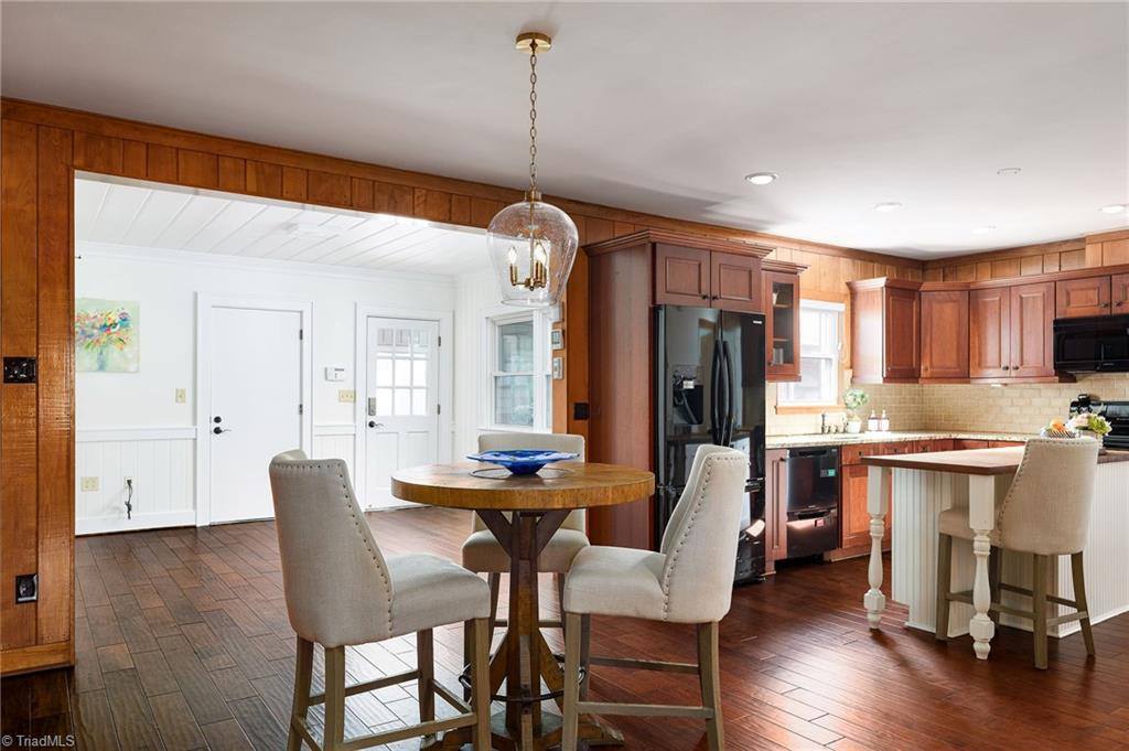 317 South Main Street, Kernersville, NC 27284