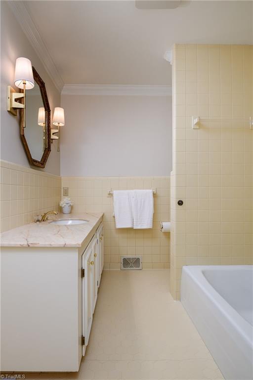 317 South Main Street, Kernersville, NC 27284