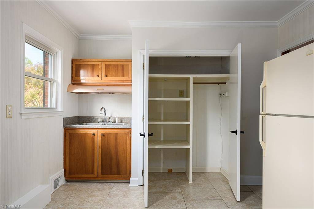 317 South Main Street, Kernersville, NC 27284