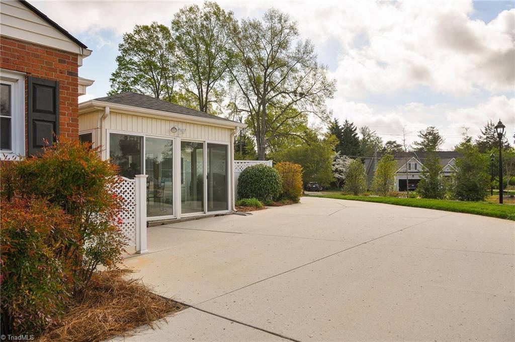 317 South Main Street, Kernersville, NC 27284