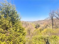 1002 Canyon Road, Georgetown, IN 47122