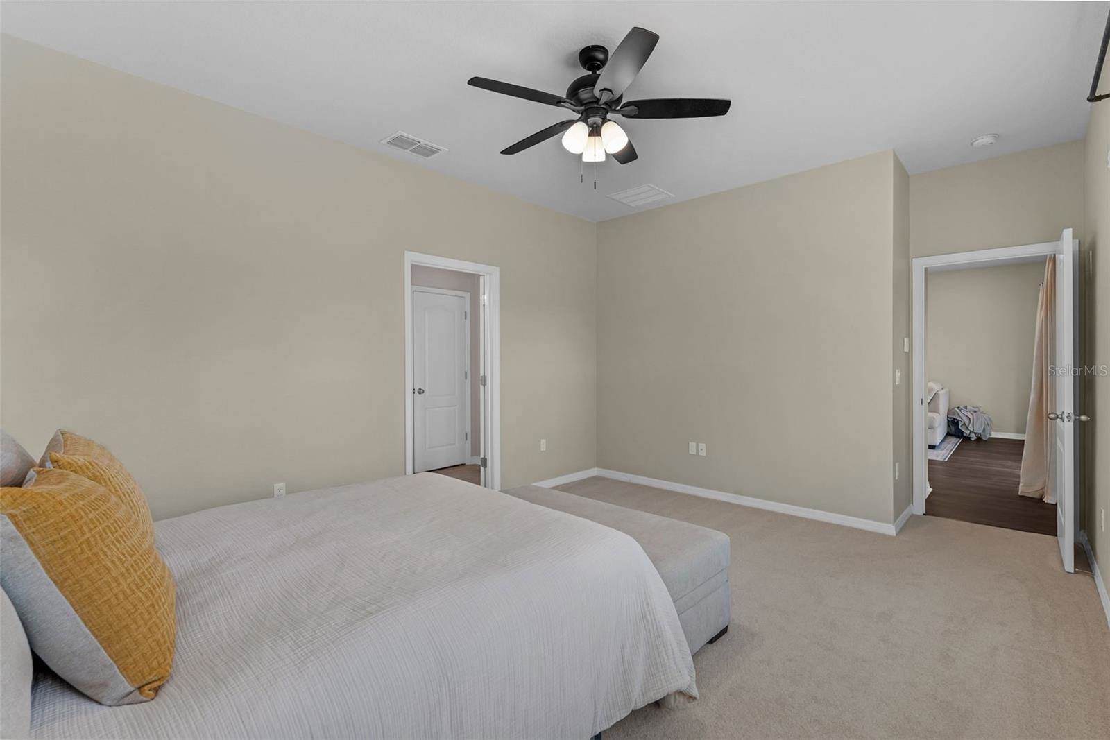 17860 Passionflower Circle, Clermont, FL 34714