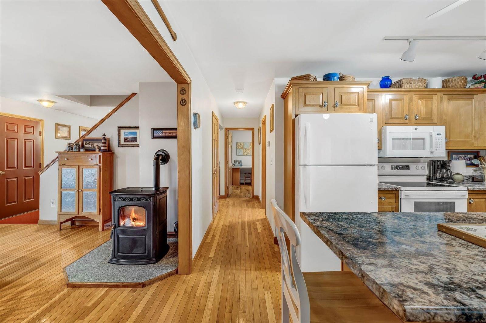 855 Lebanon Road, Winterport, ME 04496