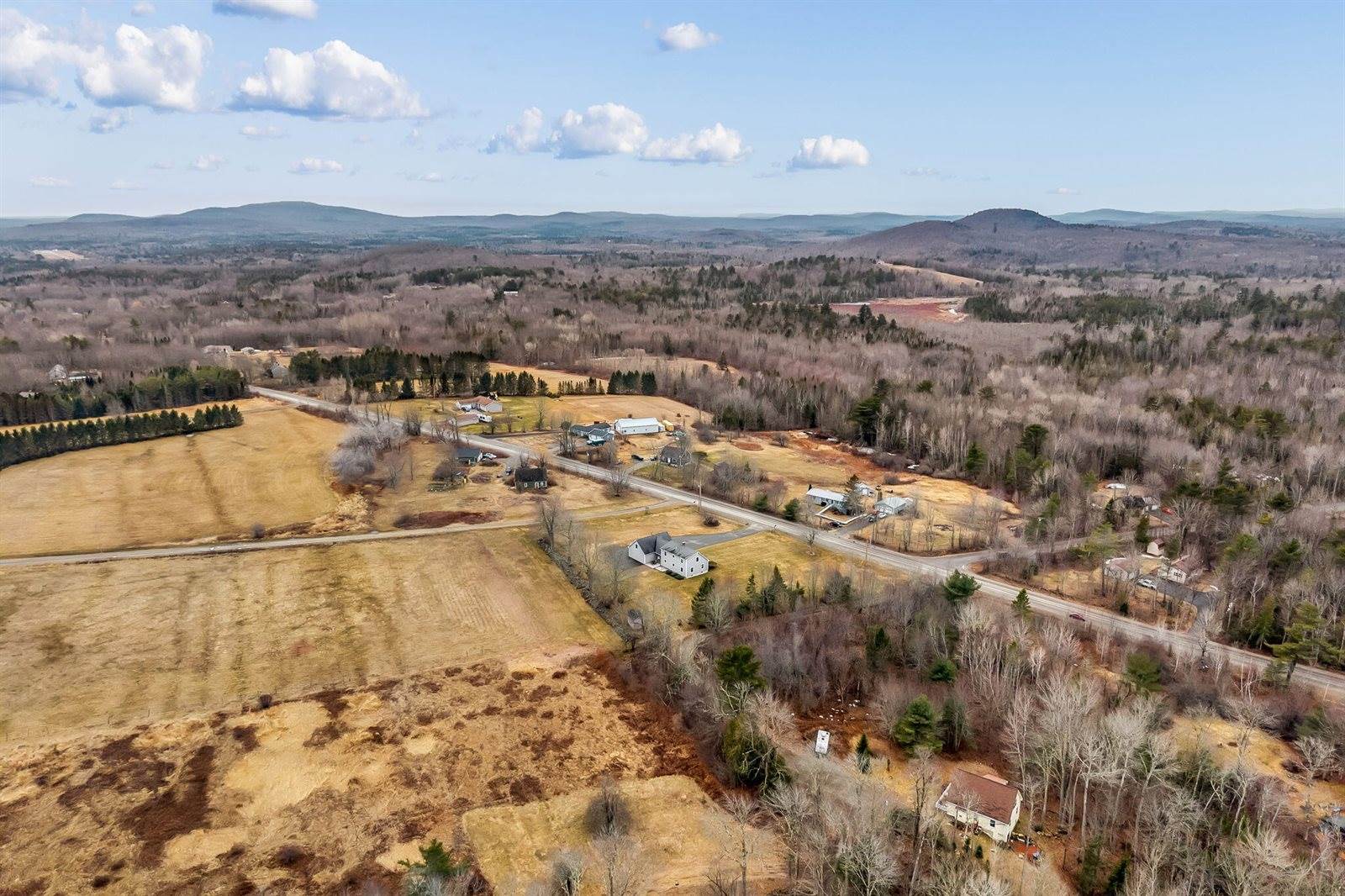 855 Lebanon Road, Winterport, ME 04496