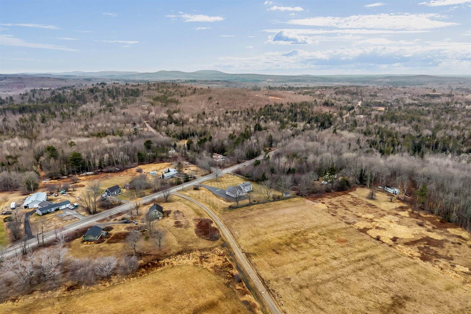 855 Lebanon Road, Winterport, ME 04496