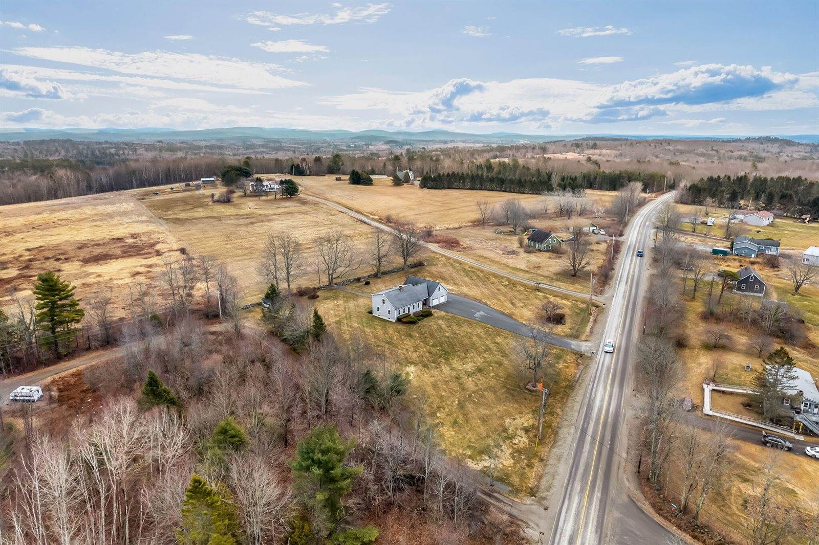 855 Lebanon Road, Winterport, ME 04496