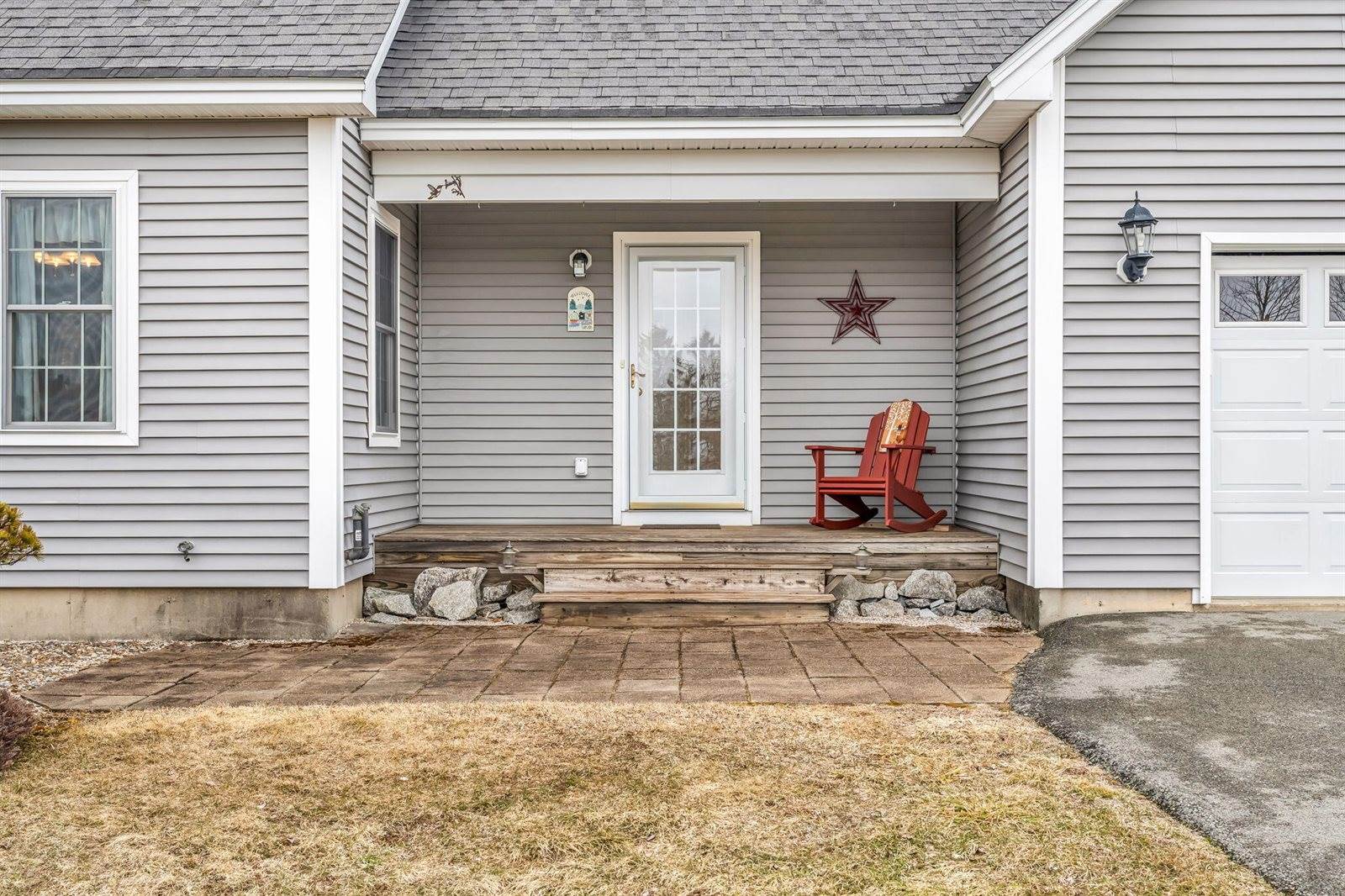 855 Lebanon Road, Winterport, ME 04496