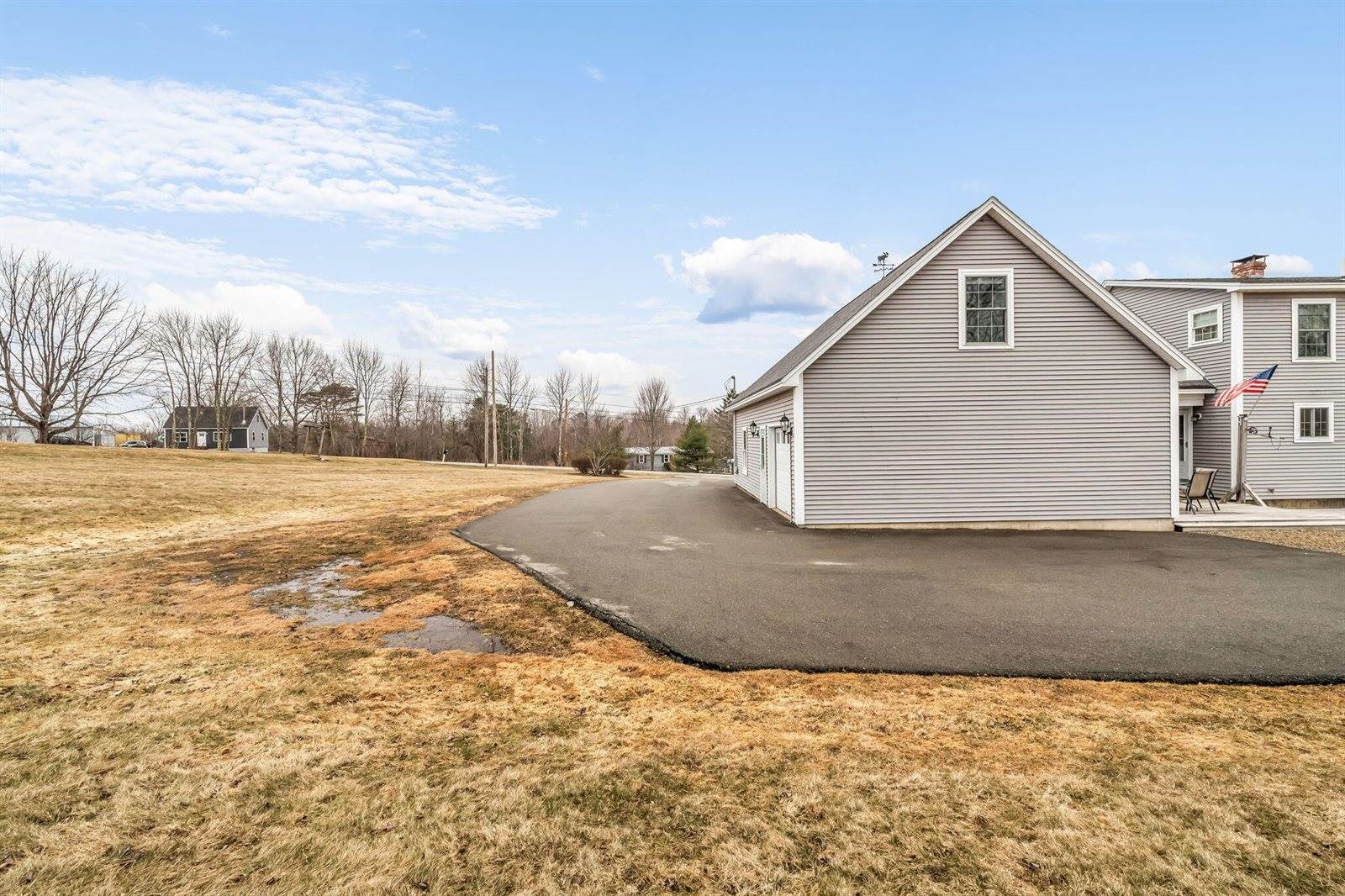 855 Lebanon Road, Winterport, ME 04496