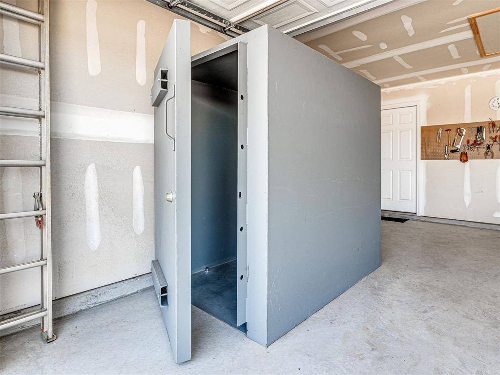 42107 Coopers Court, Shawnee, OK 74804