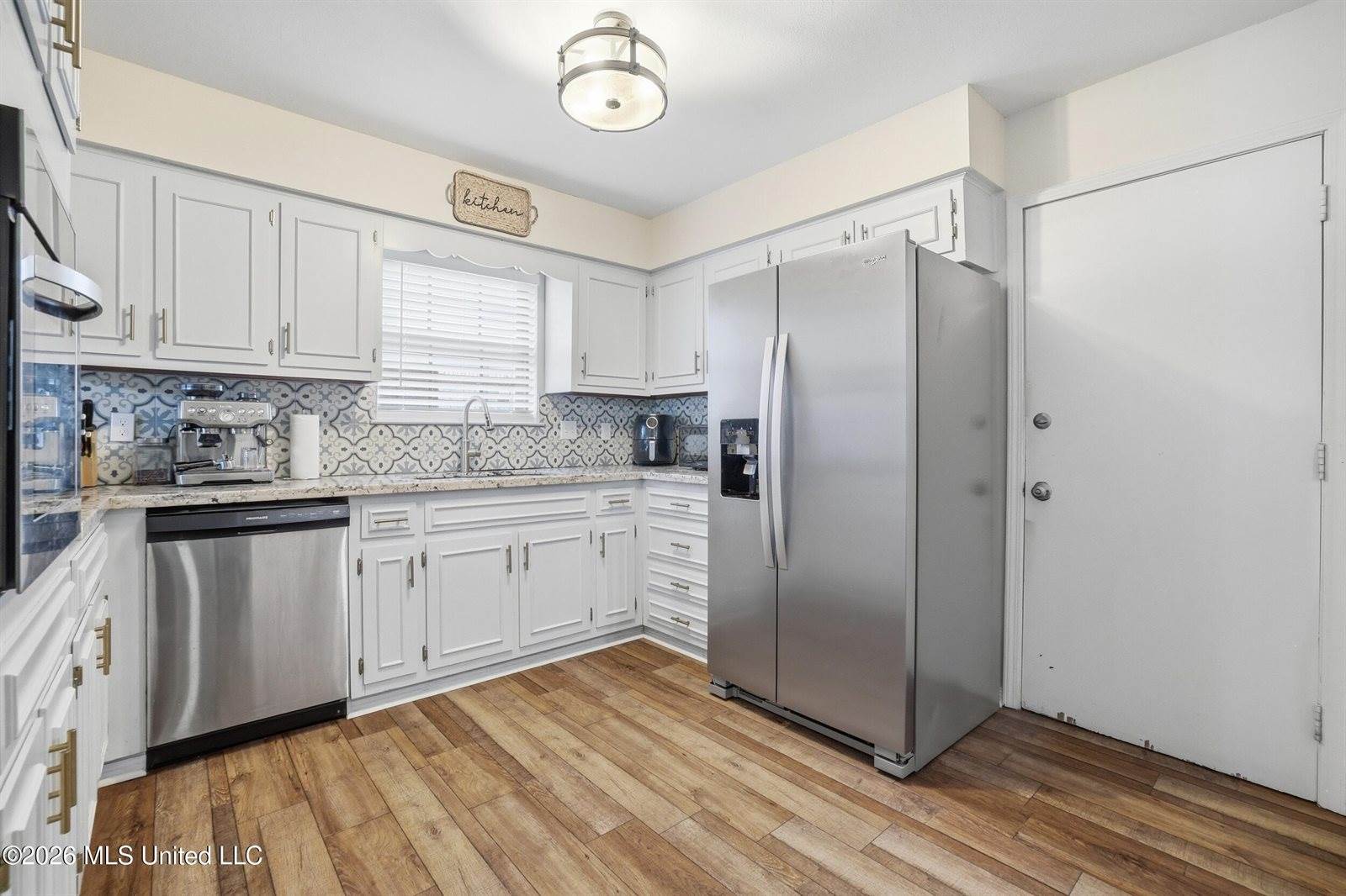 2070 Camp Wilkes Road, Biloxi, MS 39532